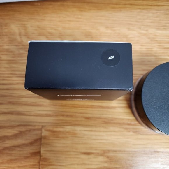 MAC Cosmetics | Studio Fix Perfecting Loose Powder - Picture 3 of 3